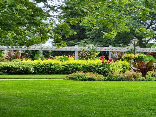 Landscaping and hardscape website example