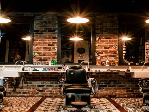 Salons and barbershops website example